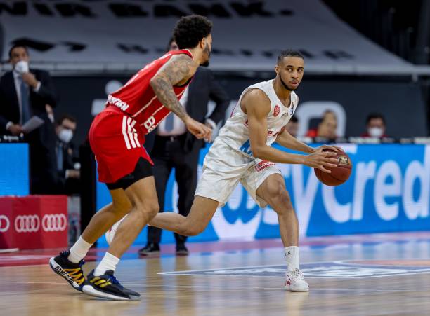 反击中制造 反击中制造