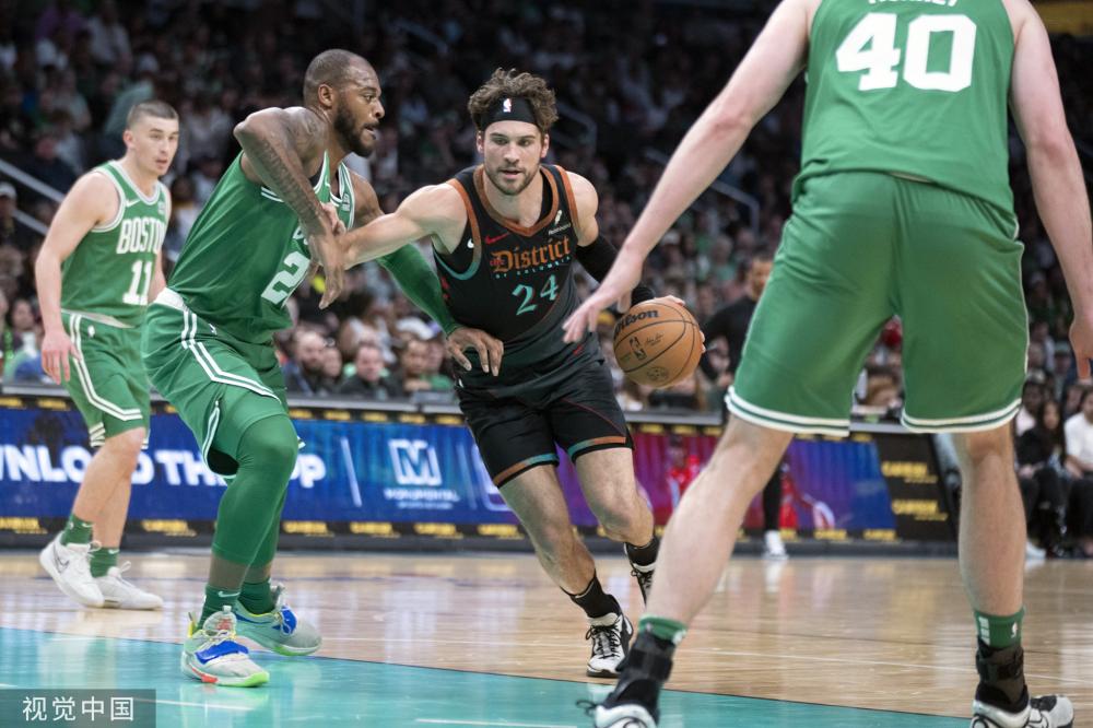 桑塔纳的裁 桑塔纳的裁