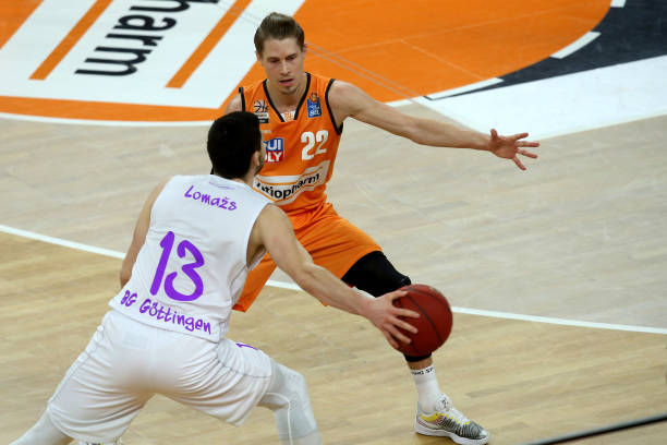 或至少先处 或至少先处